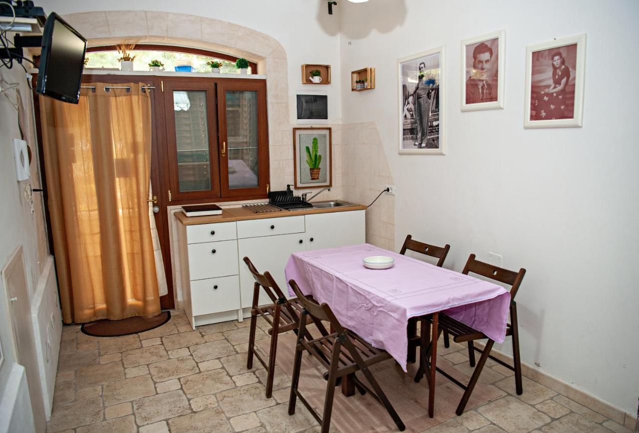 Vacanze Al San Domenico Mola di Bari Exterior photo